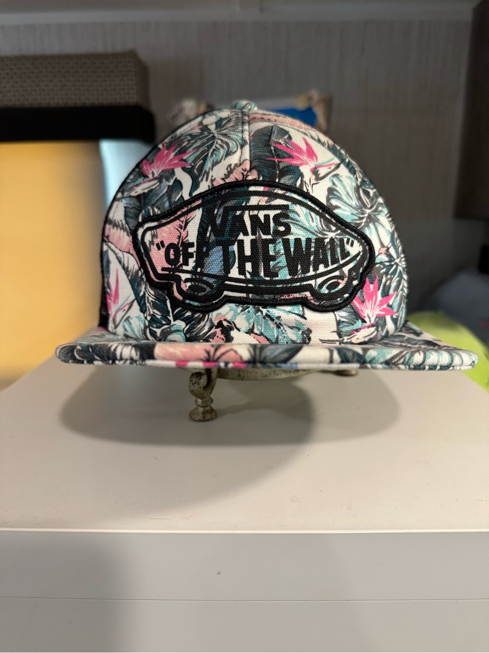 EUC! Vans Floral 'Off The Wall' Snapback Hat - Teal, Pink, White
